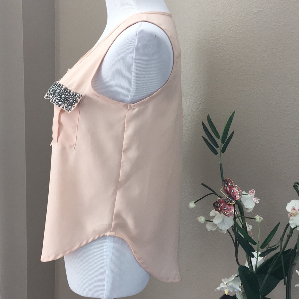 Peach Sleeveless Top Bling Pockets - Picture 3 of 6
